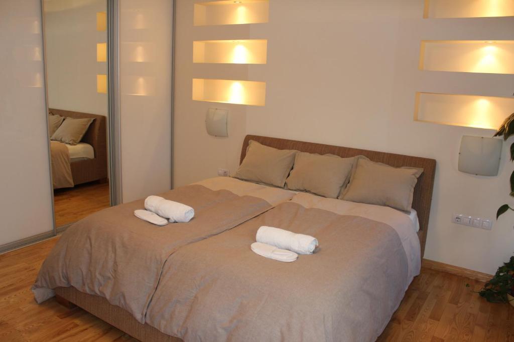 Quiet Center Apartment